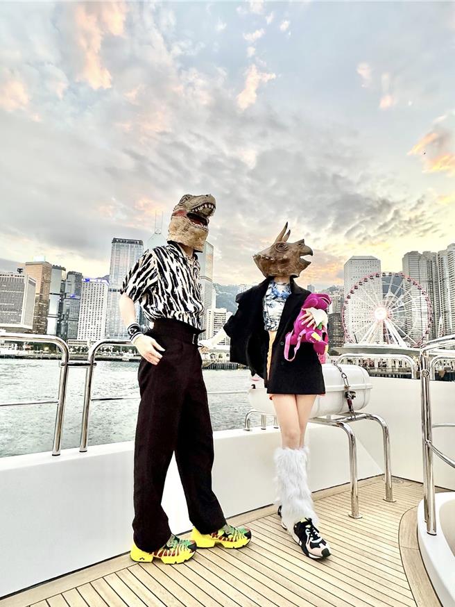 恐龙的皮明年1月将在香港举办售票专场。（好多音乐）