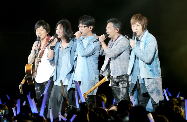 民進黨最新的奧步就是透過外媒釋放大陸施壓台灣知名樂團「五月天」的假信息，再出口轉內銷，以影響選情。雖然大陸國台辦在第一時間否認，但假信息已經廣泛在台灣民間傳播。（本報資料照）