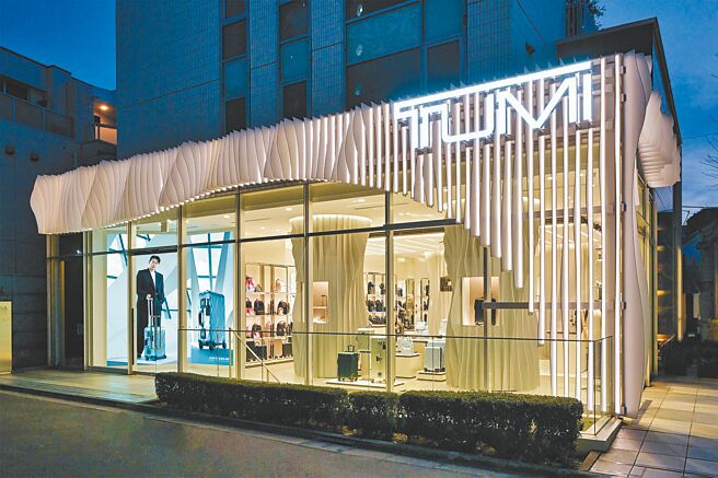 TUMI首間亞太區旗艦店，於日本東京表參道正式開幕。（TUMI提供）