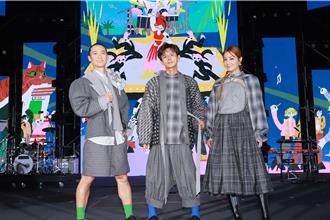 浩角翔起、莎莎主持高雄跨年！驚見台下有這應援燈牌