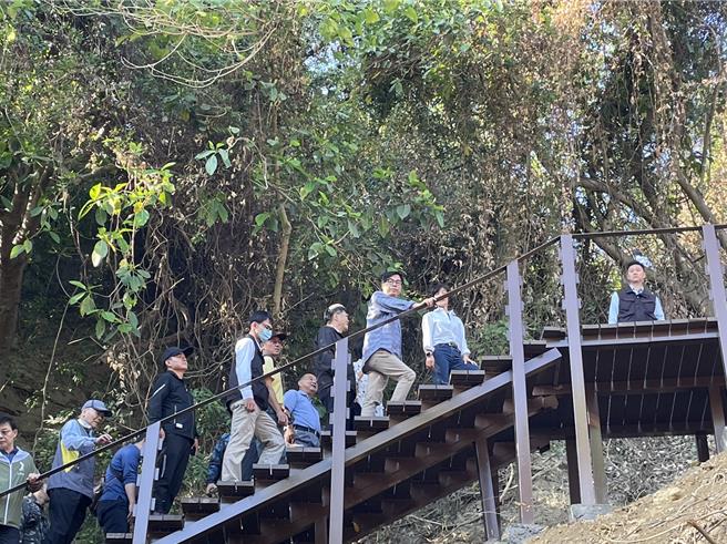 高雄市长陈其迈前来视察改造成果。（洪靖宜摄）