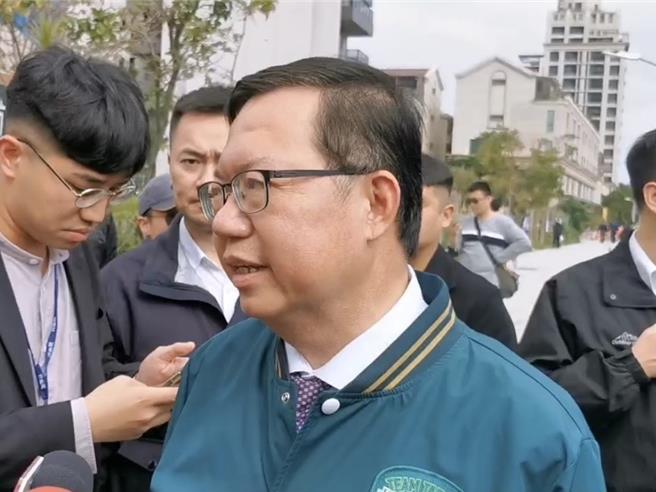 针对是否公开高端疫苗合约，行政院副院长郑文灿今天回应会妥善处理。(吕筱蝉摄)