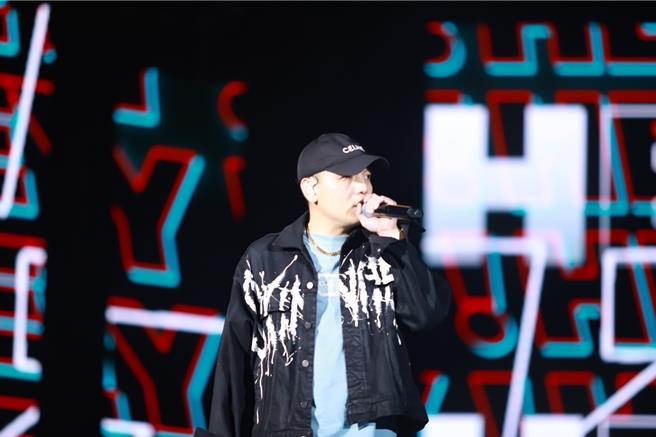 玖壹壹出道以來首度在高雄跨年晚會演出。（高市府提供）