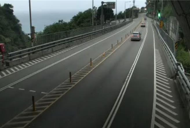 今天是元旦连假第2天，苏花路廊全天顺畅。（摘自公路局即时影像）