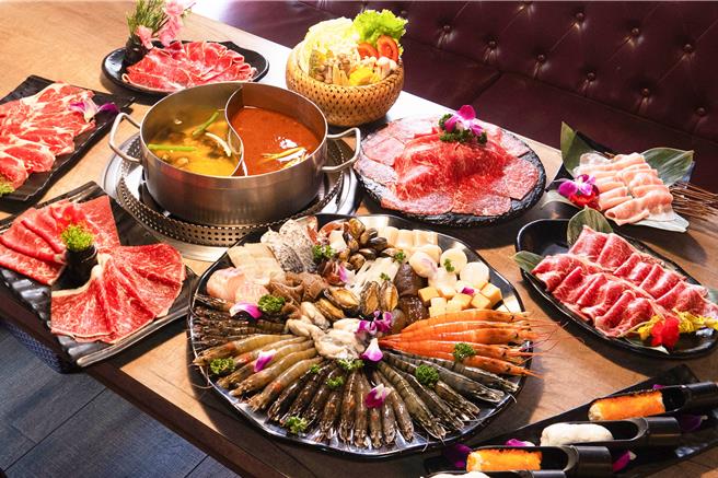 2024年1月31日前至「馬辣頂級麻辣鴛鴦火鍋」等品牌粉絲團指定貼文下方留言新年新希望，有機會獲贈免費餐券。（馬辣國際餐飲集團提供）