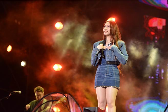 犬青登上台東跨年開場。（TVBS提供）