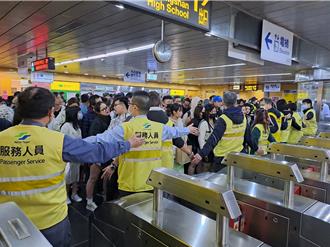 凌晨2：15完成跨年疏運 北捷全線湧入近240萬人次