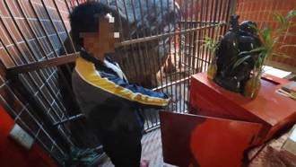舉頭三尺有神明！男「風動石聖公」行竊 當場遭警逮共犯也難逃