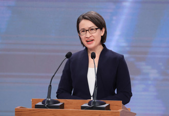 副手辯論會》蕭美琴指國際公認的風險是「這個黨」 要在野別像鴕鳥