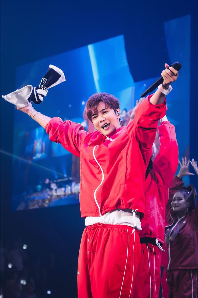 罗志祥在高雄巨蛋举办跨年演唱会。（宽宏艺术提供）