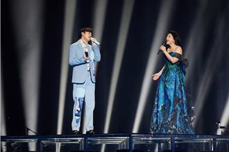 吳青峰合體小野麗莎圓夢 開撩「繆思女神」奪即時收視冠軍