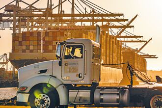 紅海危機升級 亞洲恐缺櫃 運價驚驚漲