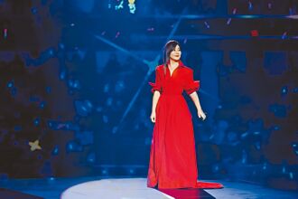 梁靜茹跨年夜個唱 感動落淚