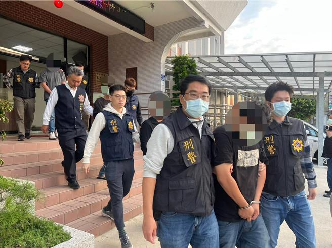 刑事局中部打击犯罪中心2日表示，去年查获一起诈骗集团，在逃党羽另起炉灶，去年底再发动2波缉捕行动，逮捕洪等6人，查扣现金268万余元等赃证物，初步清查出6名被害人共被骗走6000多万元，检方讯后，声押洪等6人获准。（警方提供／陈淑芬台中传真）