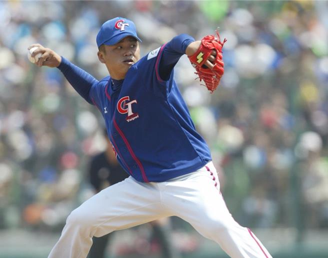 前職棒球員張誌家猝逝；圖為他在2008年3月9日披上中華隊戰袍，於奧運棒球資格賽出戰德國，該場比賽張先發主投5局，被敲出5支安打，飆出3次三振，沒有丟分。（中時資料照／蔡明德攝）