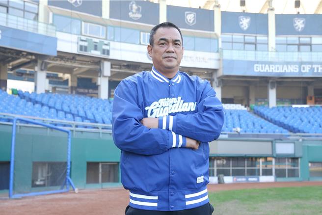 富邦悍將新教頭陳金鋒透露去年打高爾夫球時曾巧遇張誌家。（杜宜諳攝）