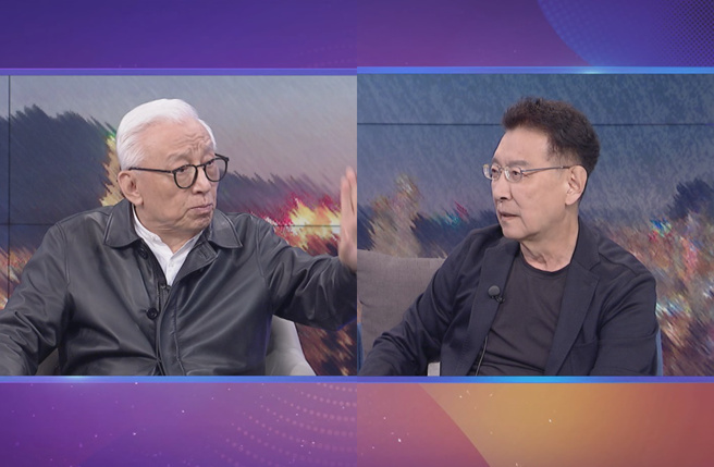 赵少康接受陈斐娟独家专访，和曹兴诚当场辩论。（图／三立提供）