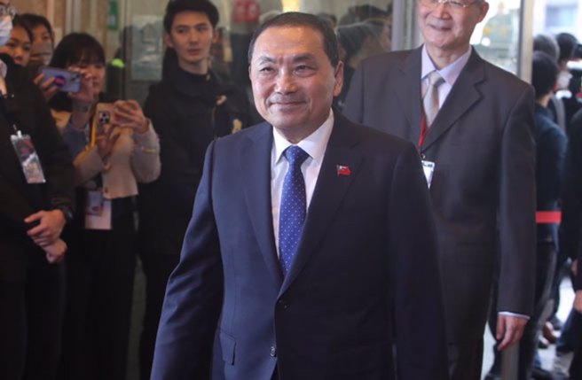 侯友宜轰民进党「大权一把抓」，承诺组联合政府、纳在野力量。（资料照片/陈怡诚摄）