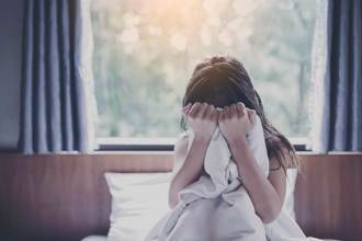 爱滋感染潜伏期恐10年！医揭事后做1事：保护力达80％