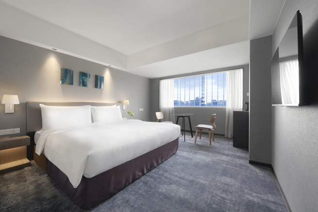 全新装修的尊爵客房，可欣赏敦化北路树海美景。(图/茹曦酒店提供)