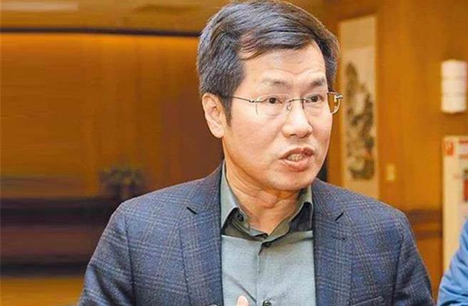 民進黨籍新北市七選區立法委員羅致政昨（2）日被指摘是一部瘋傳的煽情片男主角，他昨天為此深夜直奔法務部調查局新北市調查處告發製作筆錄。（資料照）