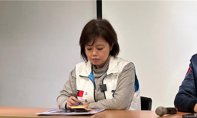 国民党北市立委二选区候选人游淑慧（图）发现，高嘉瑜透过中选会印制派送「选举公报」政见栏中，刻意刊登选举负面文宣，直言高嘉瑜的手法心术不正，无所不用其极。（丁上程摄）