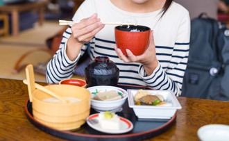 日本餐廳湯碗蓋1放法＝沒教養 專家揭正確做法