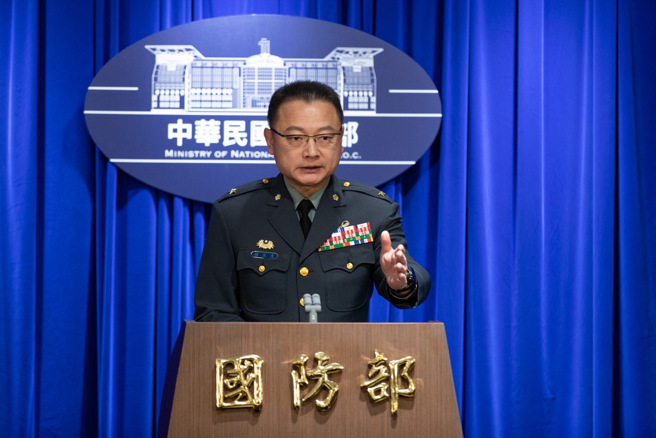 國防部再偵獲3枚大陸探空氣球，其中 1枚穿越本島。(國防部提供)