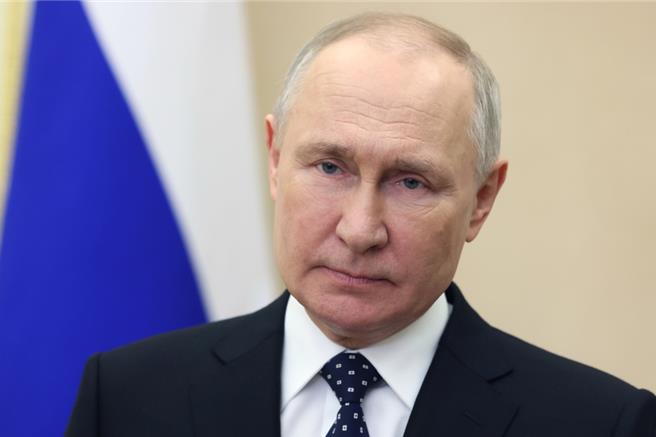 ​​自2023年以來，普丁的政黨「團結俄羅斯」控制了「伊斯班尼奧拉」，宣布其具有私營軍事公司的地位，並開始利用該黨自有資金積極招募人員，並在俄羅斯貧困地區招募人員。（美聯社）