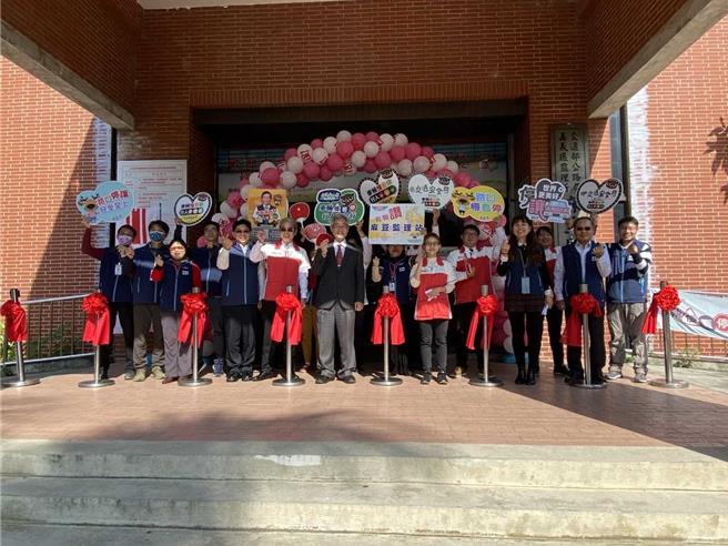 台南市麻豆监理站的与OK mart合作提供据点服务，4日盛大开幕。（麻豆监理站提供／张毓翎台南传真）