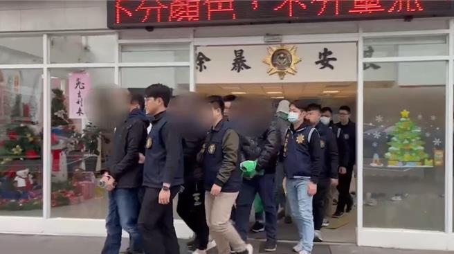 以林姓男子为首的诈骗集团，诱使被害人投资虚拟货币，诓称可迅速致富，待被害人发现币价直线掉落，无法流通变现，才惊觉遭骗。（新北市刑大提供）