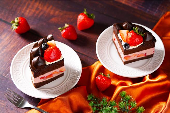 以黑色和粉红色为主色系的「黑嘉仑草莓巧克力蛋糕」，6吋定价950元，8吋1900元。（BAC提供）