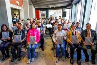 阮義忠攝影展 用鏡頭與畫家李梅樹隔空對話 