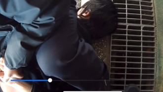 金曲創作歌手與前女友起口角 當眾亮刀遭壓制上銬