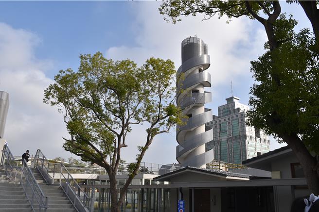 苗栗市火車頭園區工程初步完工，後續仍有細部規畫設計。（謝明俊攝）