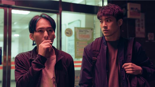 《爱爱内含光》林哲熹爆巫建和喜欢走后门。（Netflix提供）