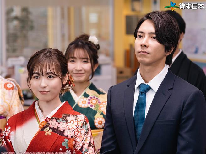 福原遙（左）與山下智久在劇中搭檔賣房。（緯來日本台提供）