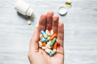 獨》胃痛吃止痛藥竟胃穿孔 醫警示1習慣恐敗血症