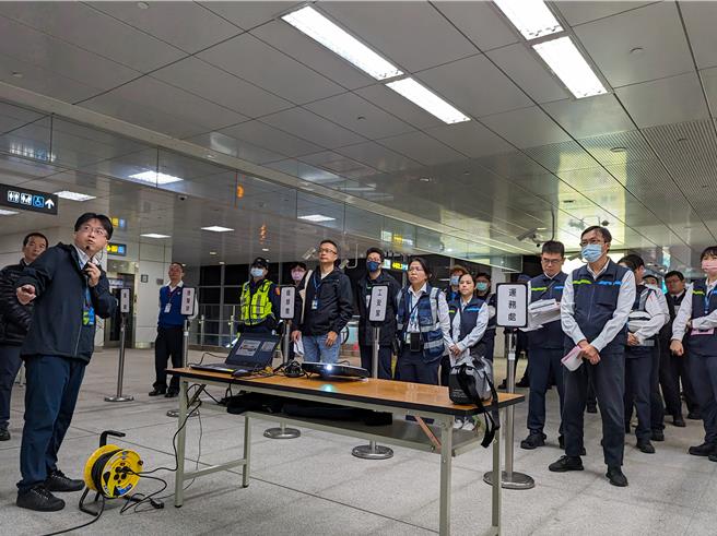 中捷1月6日凌晨进行多重灾害模拟演练，启动共同防灾机制。（中捷公司提供／张亦惠台中传真）