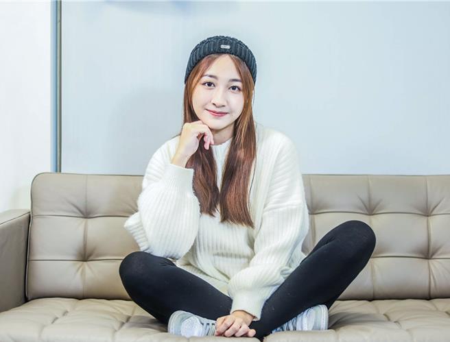 于齐薇大方分享过往感情故事。（粘耿豪摄）