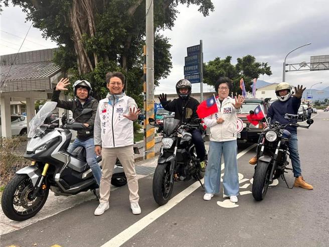 國民黨籍台東區域立委候選人黃建賓車隊掃街。（黃建賓競總提供／蔡旻妤台東傳真）