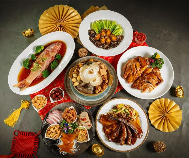 「典食成金」外带年菜含6道佳肴，原价9680元，1月20日(含)前享早鸟优惠价8199元；典华会员和生肖属龙者皆可独享8699元的尊宠价。(典华幸福机构提供)