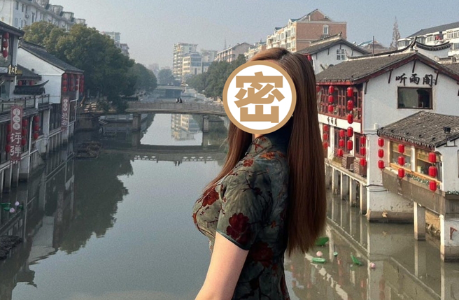 岑永康和张佩珊的21岁爱女Sammi完美继承父母优点。（图／翻摄岑永康张佩珊窝幸福facebook）