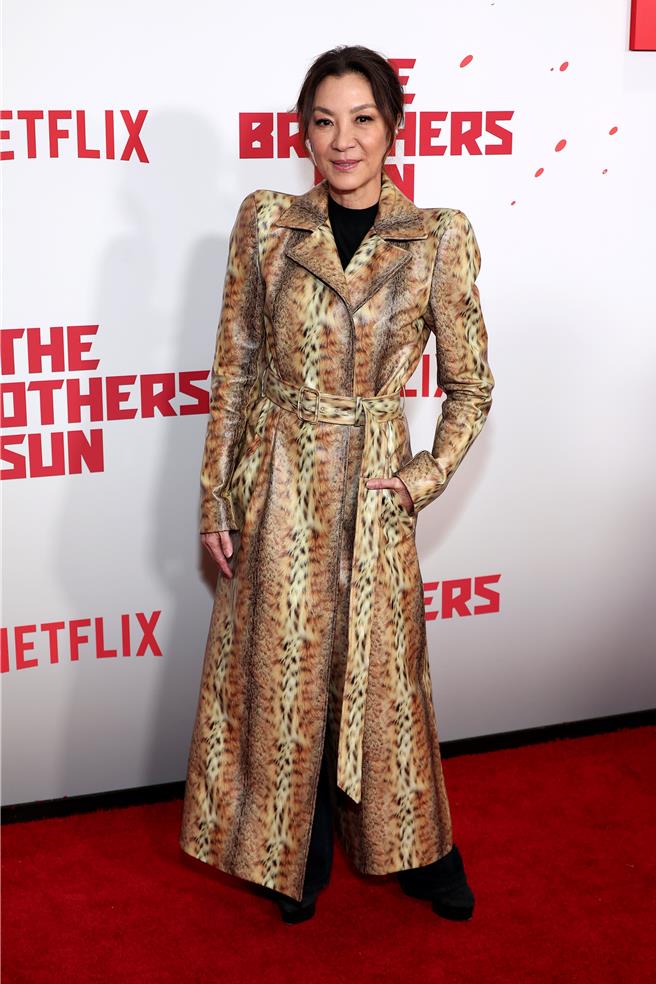 杨紫琼出席《孙家兄弟》首映会，一身Balenciaga秋冬豹纹（Balenciaga提供／黄唯淯台北传真）