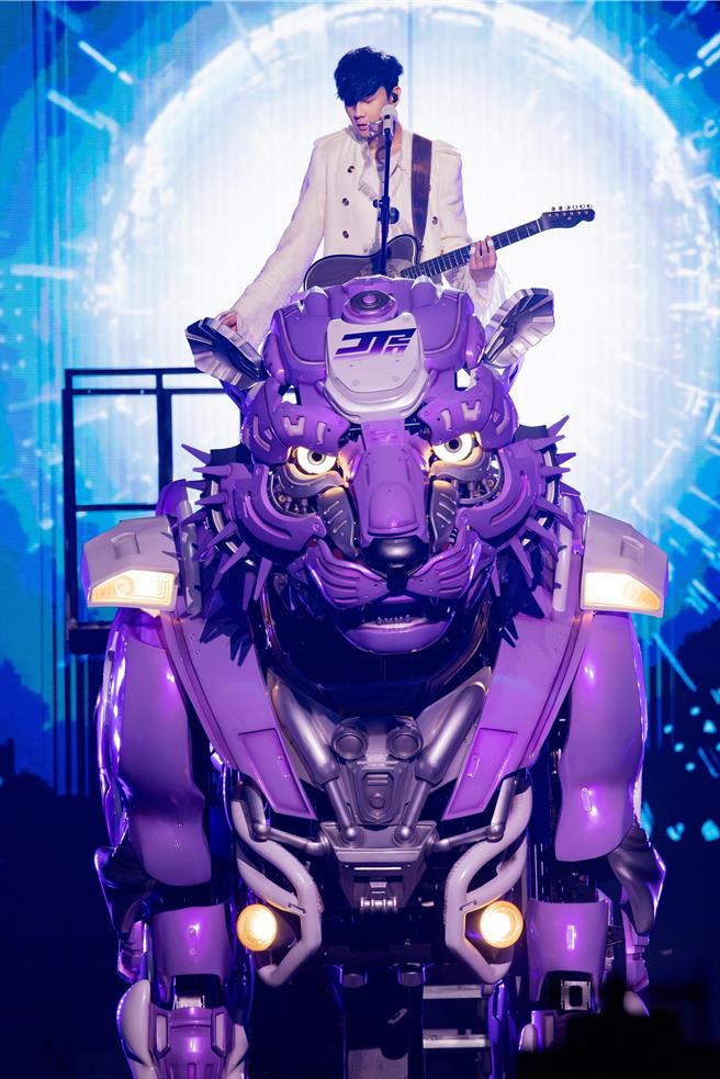 林俊傑日前在江蘇衛視跨年晚會上飆唱12首歌。（JFJ PRODUCTIONS提供）