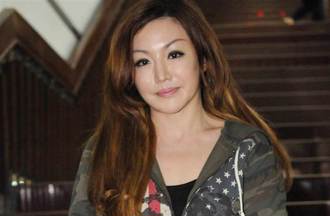 帝宝名媛饭局狂找碴挨讽像耶诞树 怒回呛前主播「做鸡的」