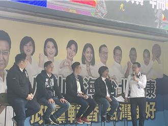 蔡壁如與藍戰將合體街講 稱將「教科書等級翻轉選情」