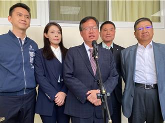 鄭文燦送大紅包 竹竹苗高中今年先增4班、逐年增加至少50班