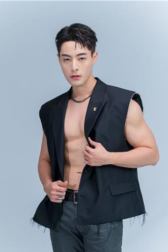 男星飛泰國朝聖白龍王廟 返台竟發生「超驚人變化」