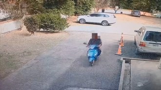 南投割頸案！他遭砍濺血騎車衝派出所求救 驚悚畫面曝